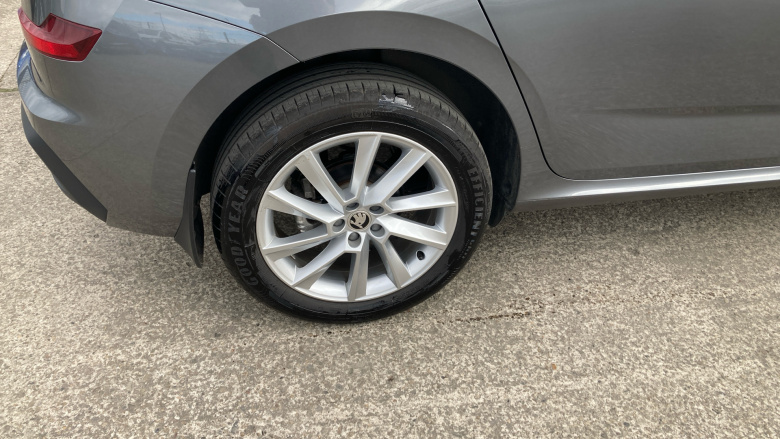 Skoda Kamiq 1.0 TSI SE 5dr DSG Petrol Hatchback